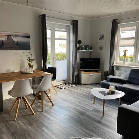 Haus Jutta - 1 Apartment Grömitz